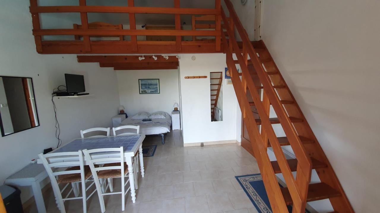 Studio-Mezzanine Dans Villa Cagnes-sur-Mer Eksteriør bilde